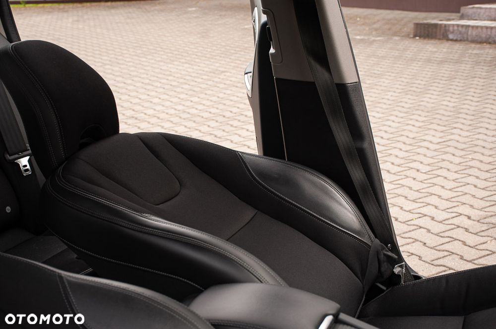 Volvo XC 60 D4 Summum - 28