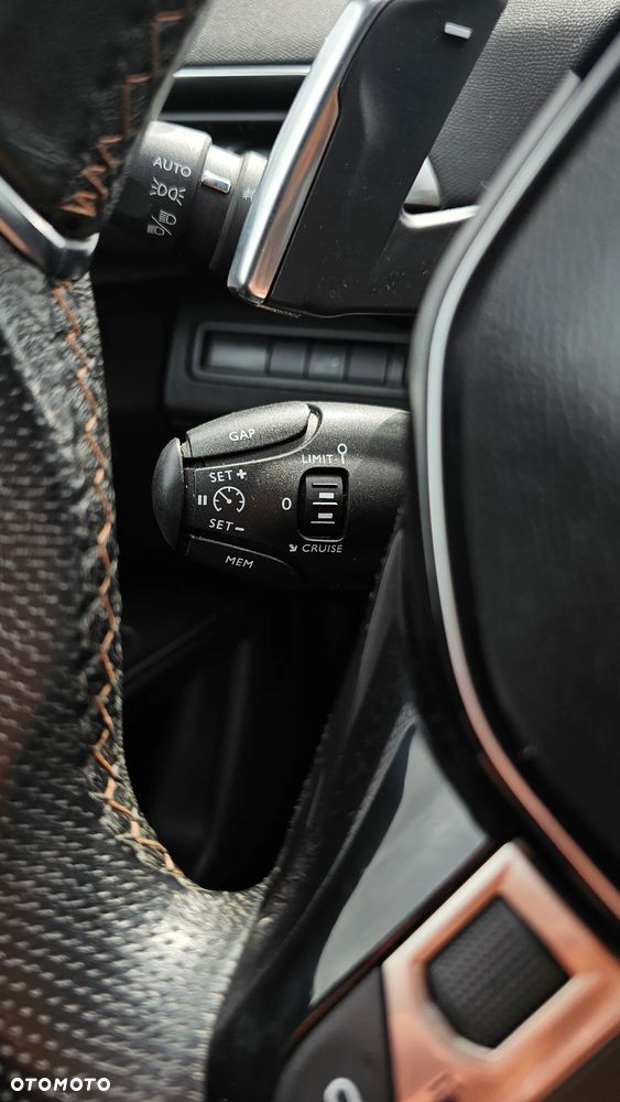 Peugeot 5008 - 15