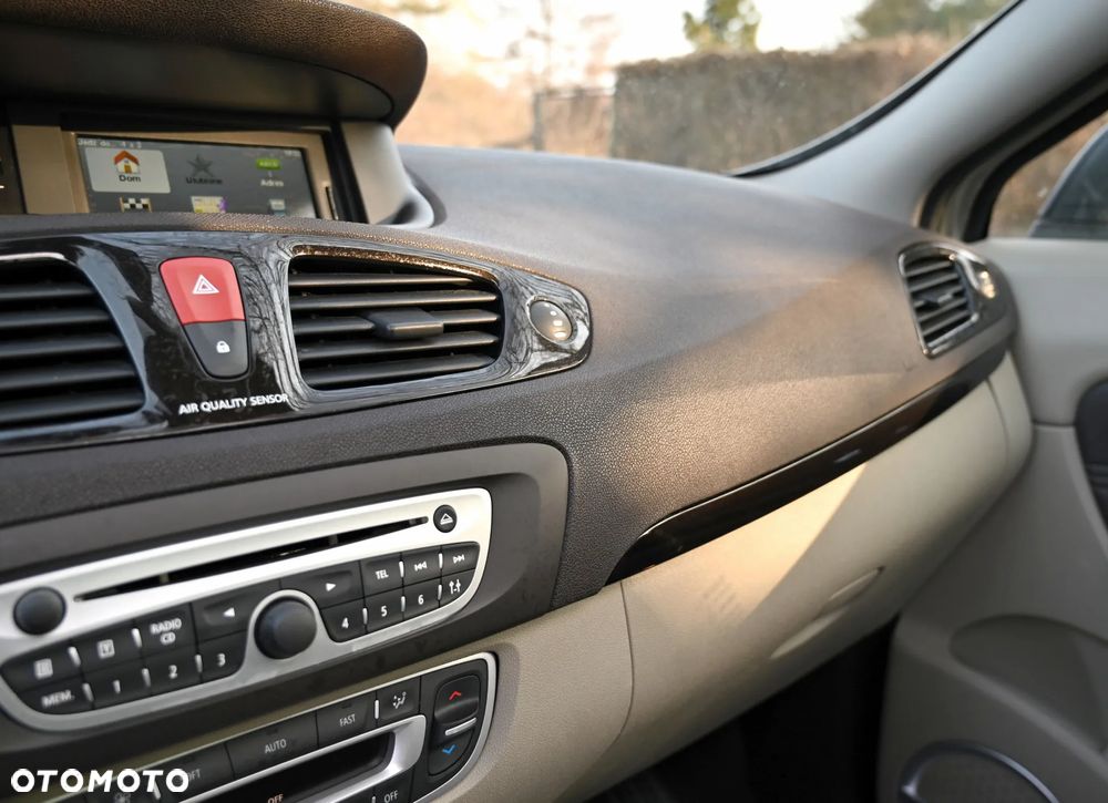 Renault Scenic TCe 130 Bose Edition - 22