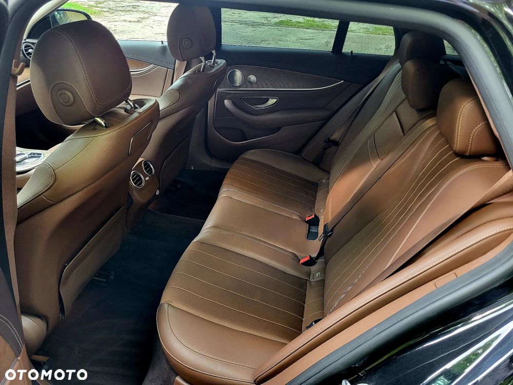 Mercedes-Benz Klasa E 200 Exclusive - 14
