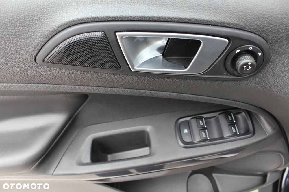 Ford EcoSport 1.0 EcoBoost TITANIUM - 16