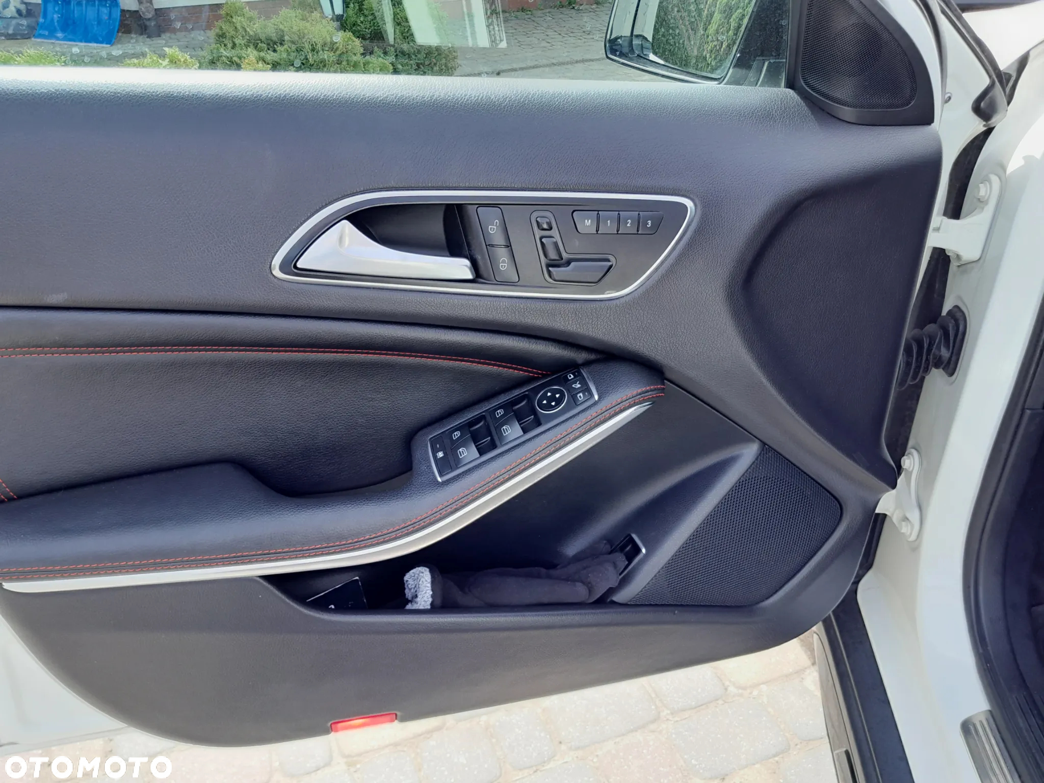 Mercedes-Benz GLA 220 CDI 7G-DCT AMG Line - 14