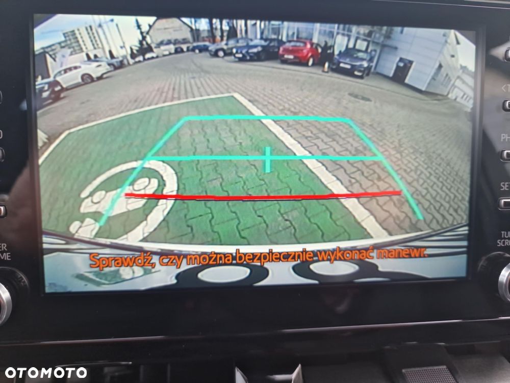 Toyota Corolla 1.8 Hybrid Comfort - 24