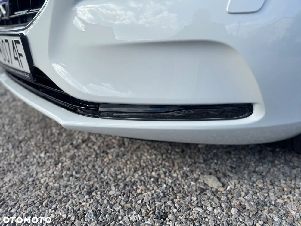 Volvo V40 - 35