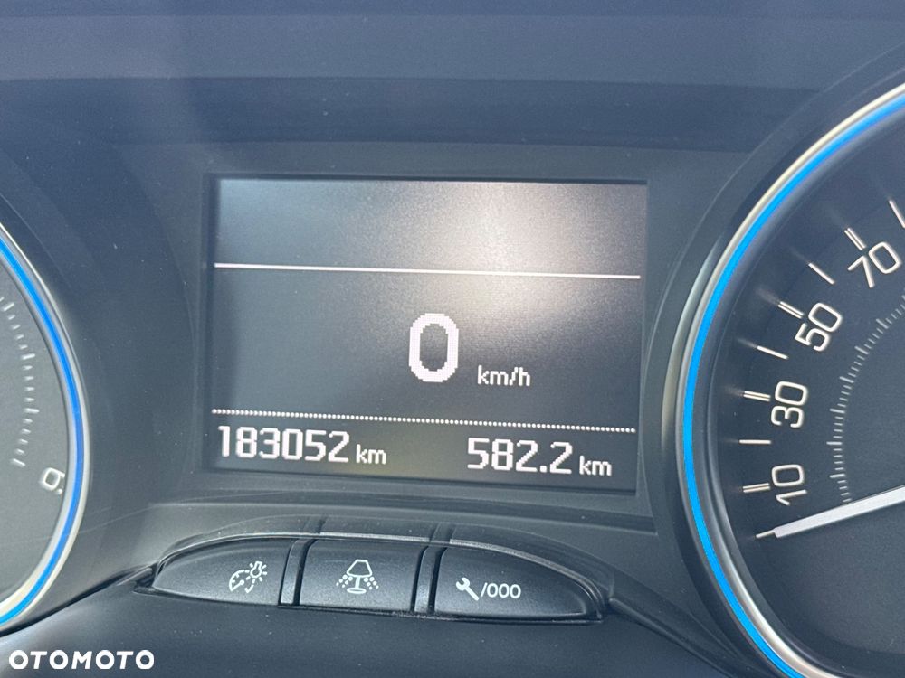 Peugeot 2008 1.6 BlueHDi Crossway - 21
