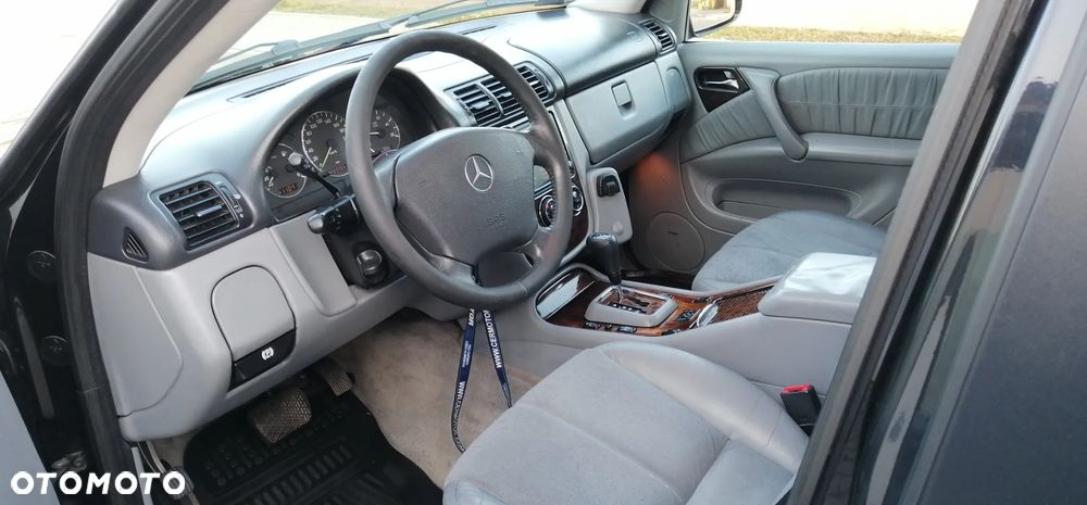 Mercedes-Benz ML - 9