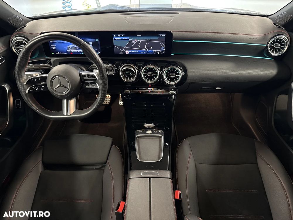 Mercedes-Benz CLA 180 7G-DCT Progressive - 13