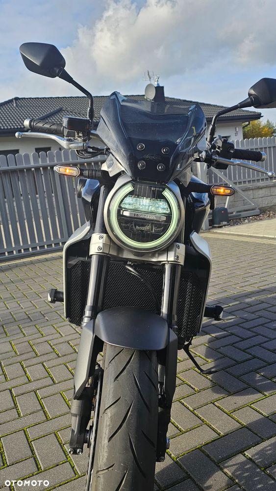 Honda CB - 4