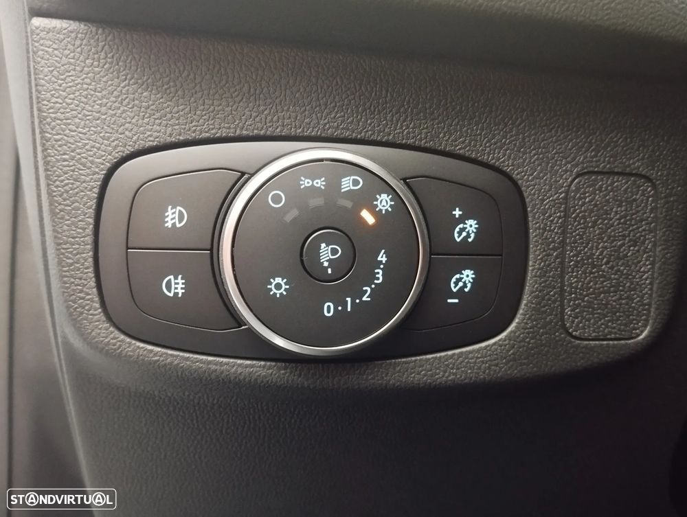 Ford Focus 1.0 EcoBoost MHEV ST-Line - 19