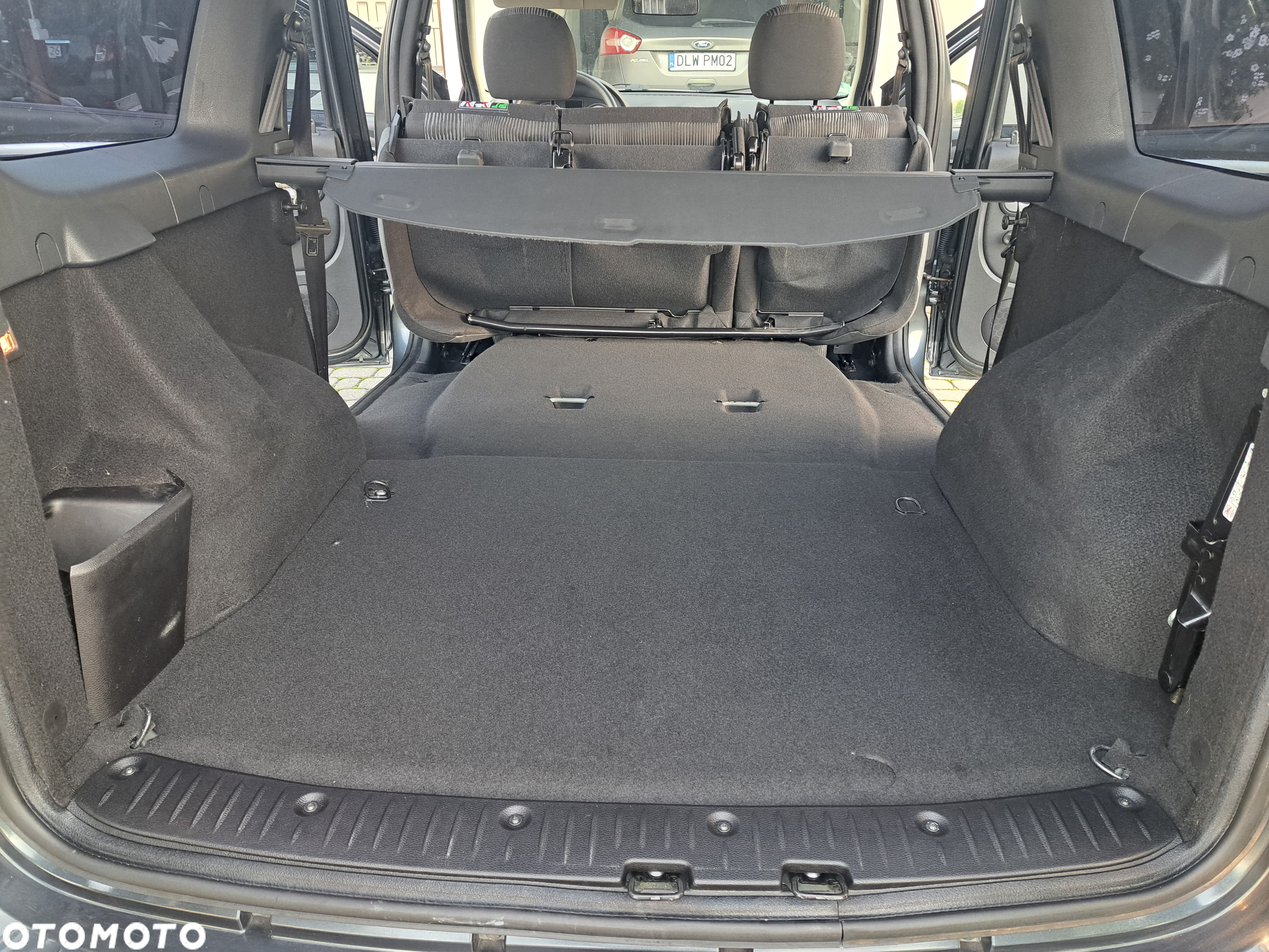 Dacia Logan MCV 1.6 16V Laureate - 28