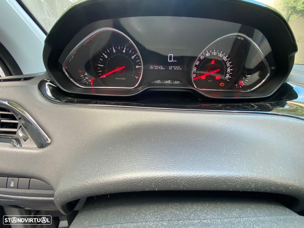 VW Golf Variant 1.6 TDi BlueMotion Trendline - 19