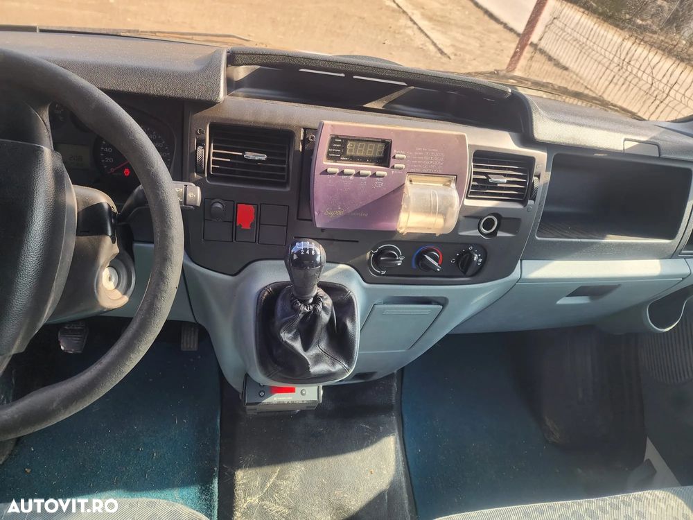Ford Transit - 6