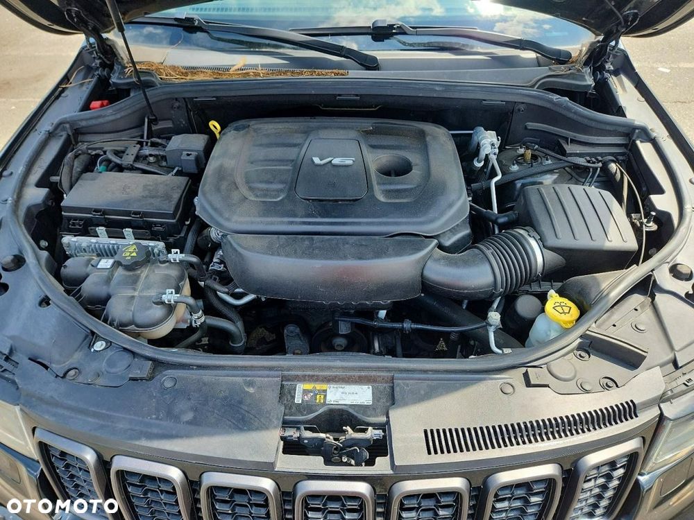 Jeep Grand Cherokee 3.6 V6 Overland - 11