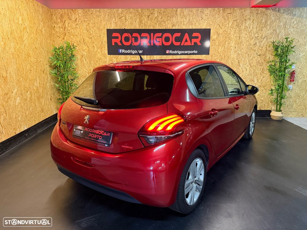Peugeot 208 82 PureTech Style - 3