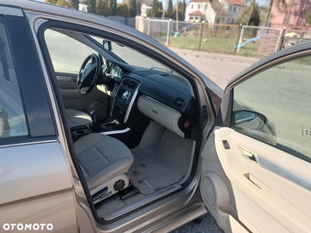 Mercedes-Benz Klasa B - 13