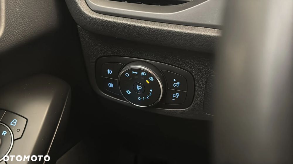 Ford Focus 1.0 EcoBoost Titanium X - 12