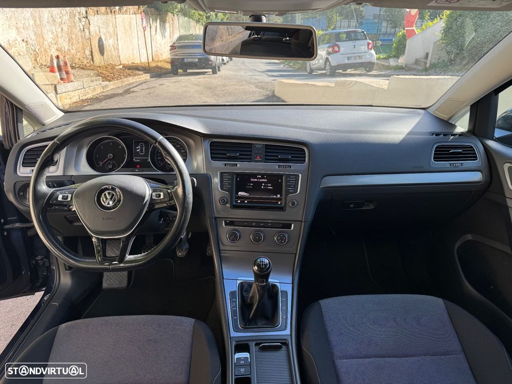 VW Golf 1.6 TDI Trendline - 9