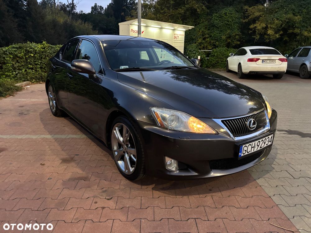 Lexus Is 2009 photo 4