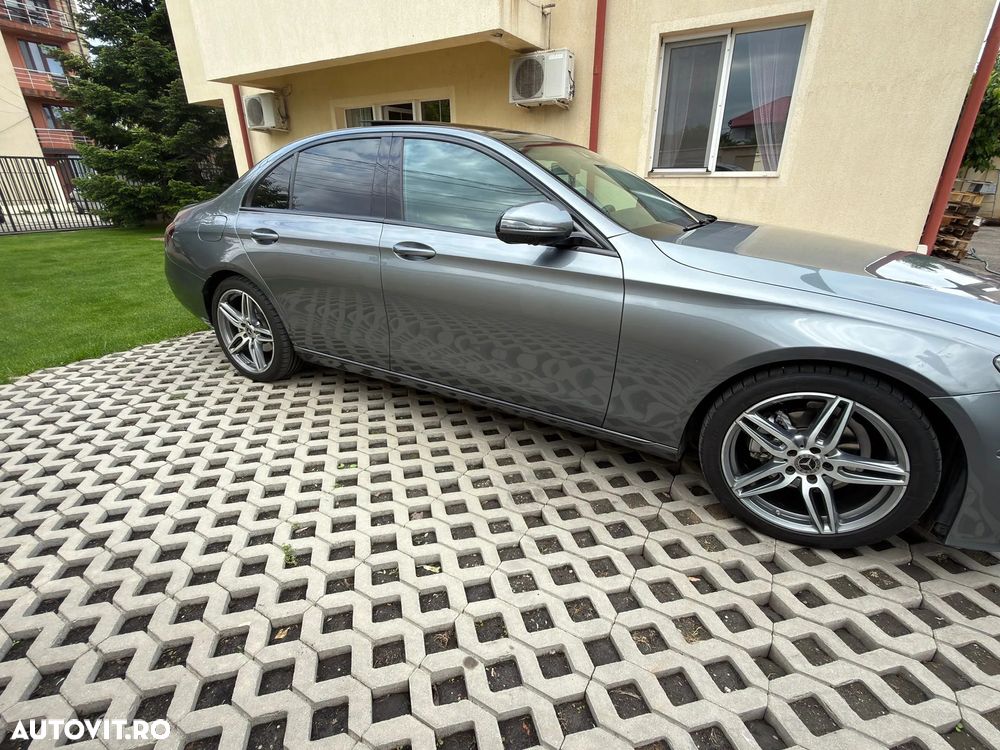 Mercedes-Benz E 220 d 9G-TRONIC - 15