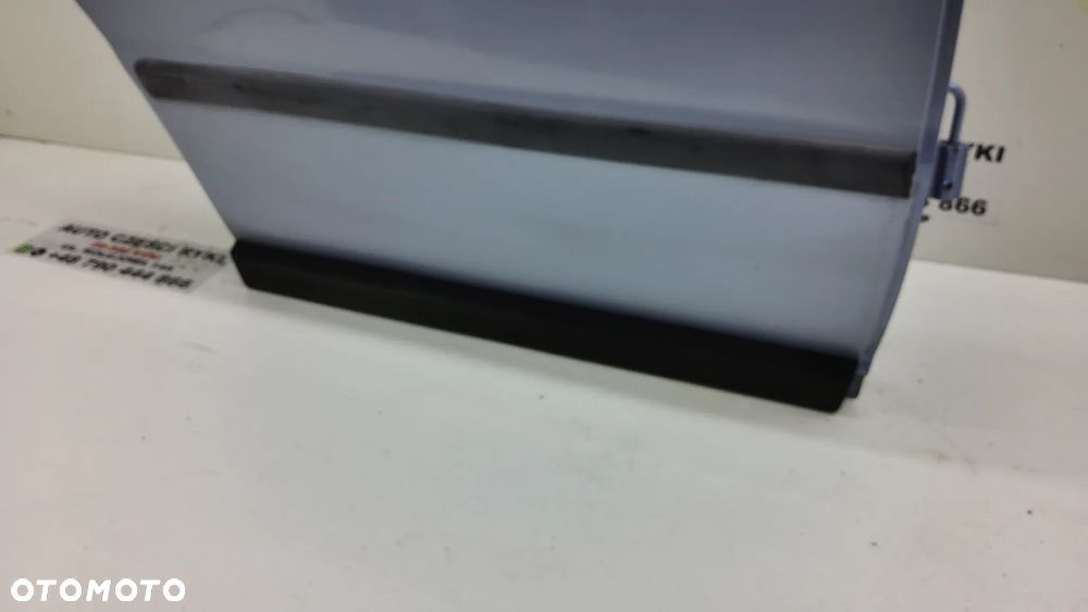 VW Passat B5 Sedan Kombi Drzwi Prawe Lewe Tył  LL5Y - 15