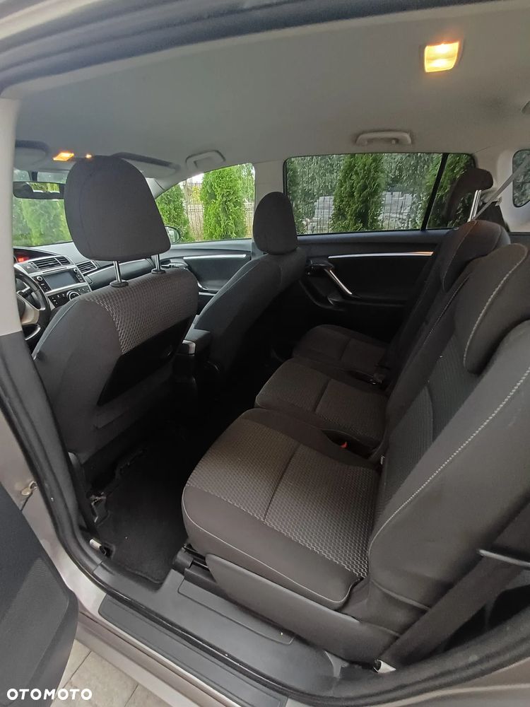 Toyota Verso 1.6 D-4D Premium 7os - 9