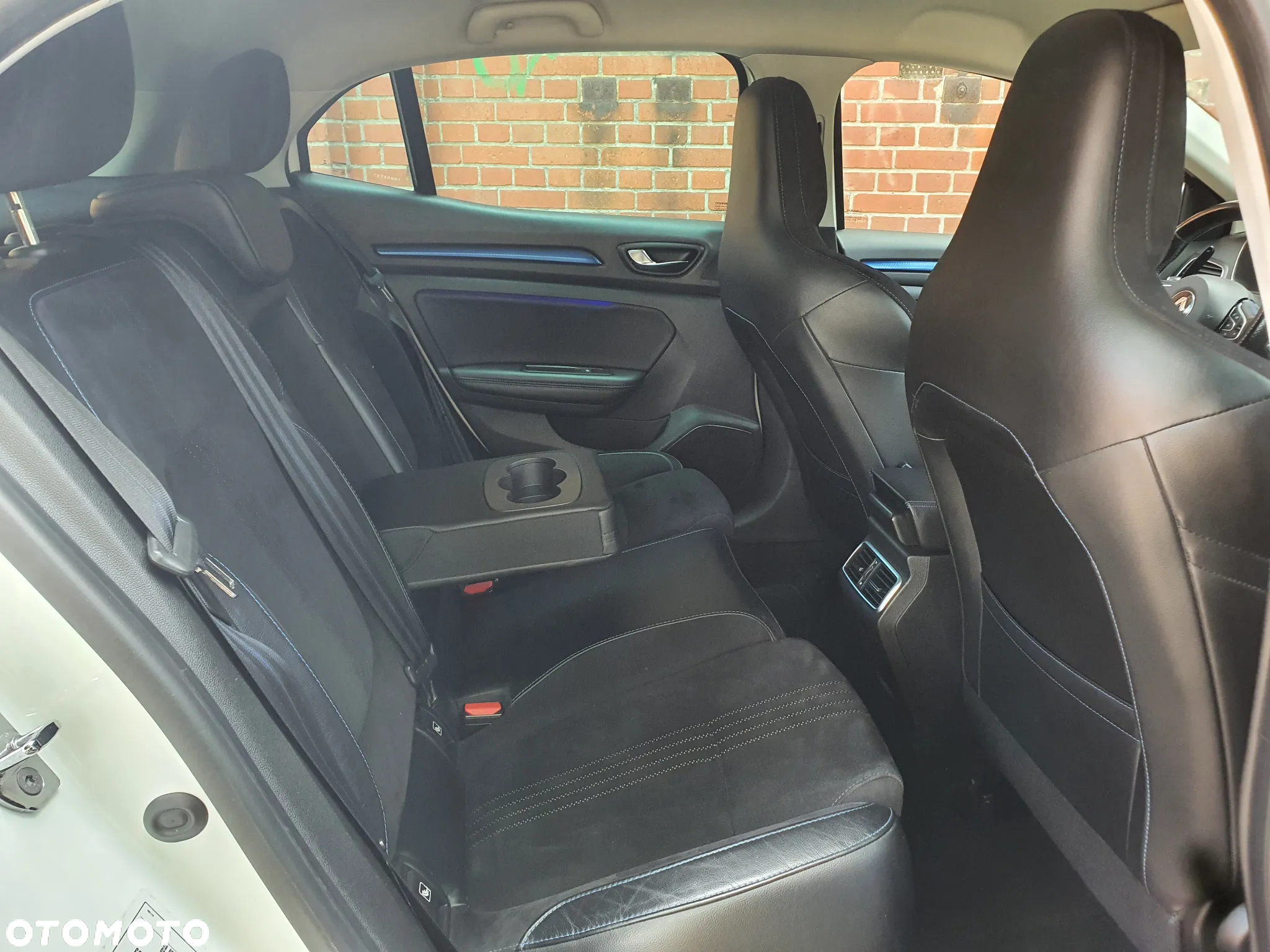 Renault Megane ENERGY dCi 165 EDC GT - 18