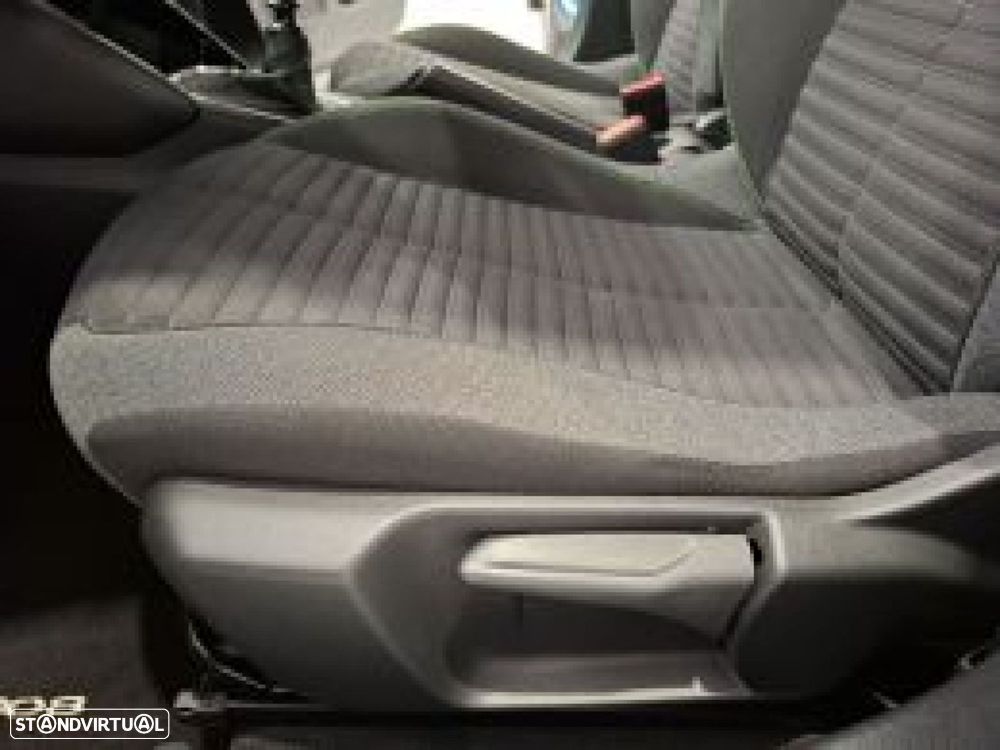 Peugeot 2008 1.2 PureTech Active - 16