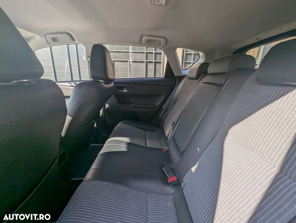 Toyota Auris - 12