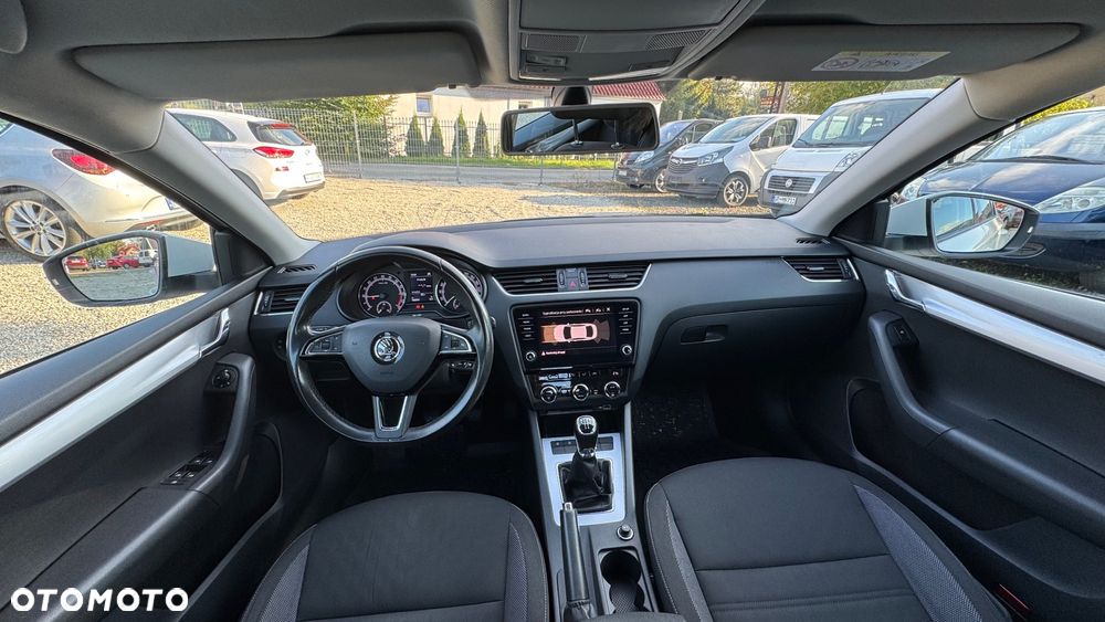 Skoda Octavia 1.6 TDI Style - 10