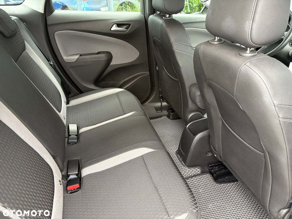Opel Crossland X - 14