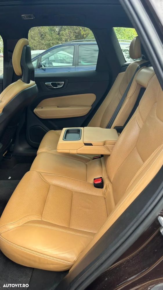 Volvo XC 60 T6 AWD Inscription - 11