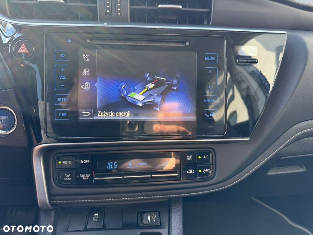 Toyota Auris - 26