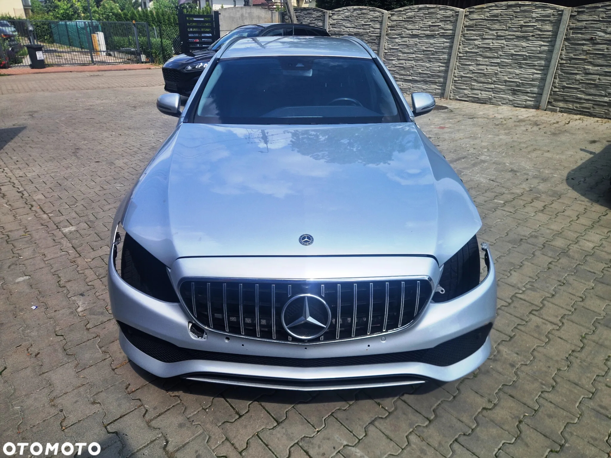 Mercedes-Benz Klasa E 200 d 9G-TRONIC - 4