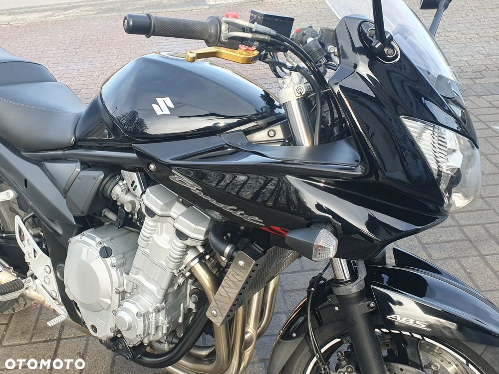 Suzuki Bandit - 23
