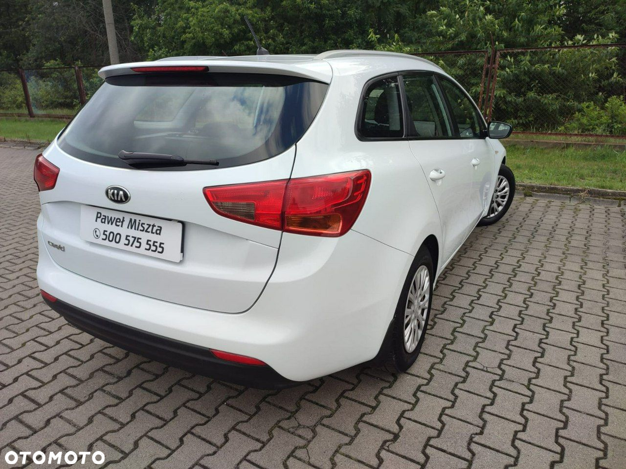 Kia Ceed - 27