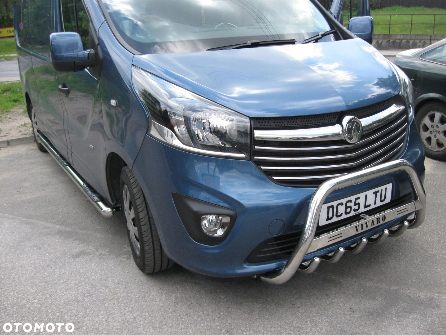 ORUROWANIE BOCZNE RURY FORD CUSTOM long 2018 - 8