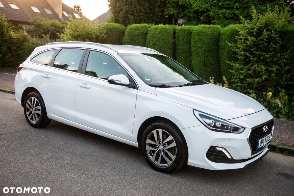 Hyundai i30 1.6 CRDI DCT Style - 3