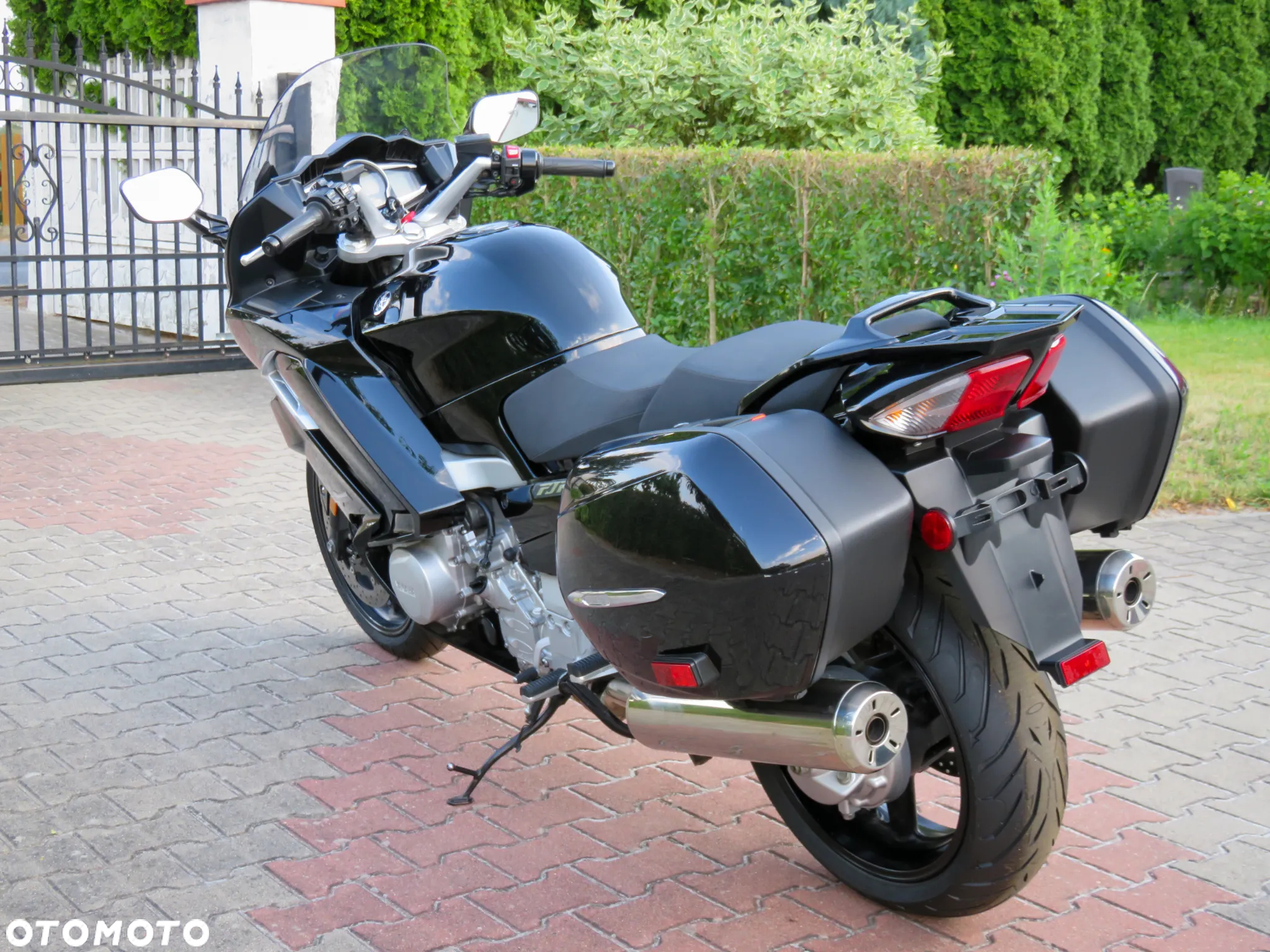 Yamaha FJR - 6