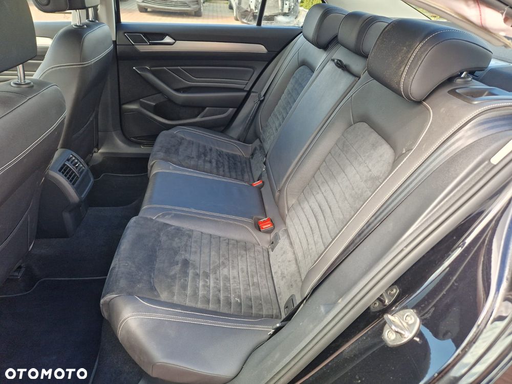 Volkswagen Passat 1.5 TSI EVO Elegance DSG - 18