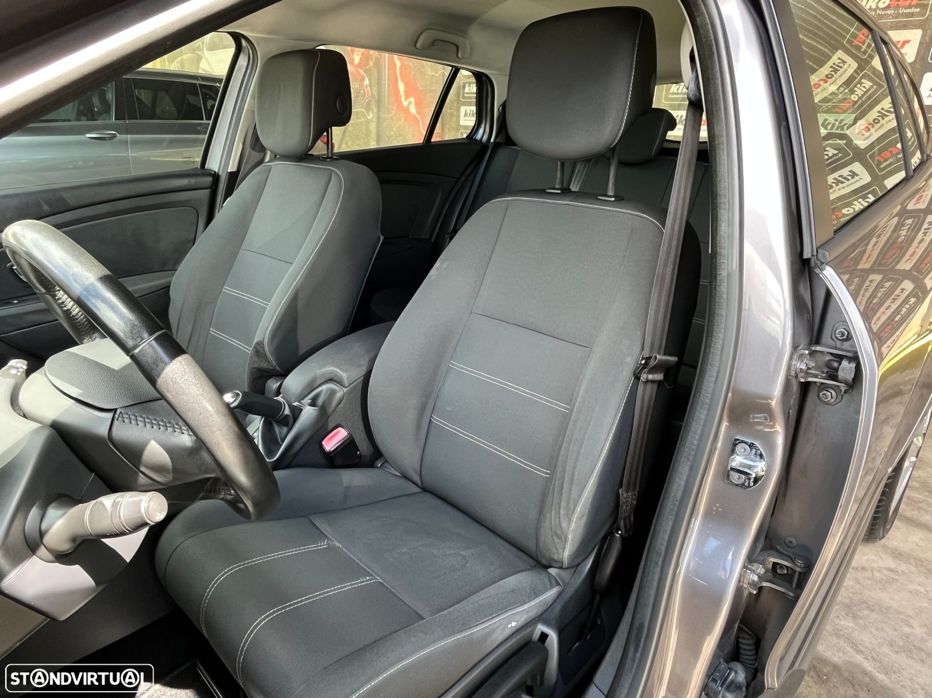 Renault Mégane Sport Tourer 1.5 dCi Comfort SS - 16