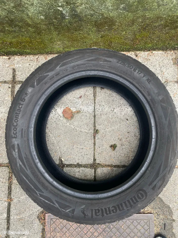 2 Pneus 225/50/17 Continental Eco Contact 6* 98Y (XL) de 2020 com mais de 95% de piso - 2