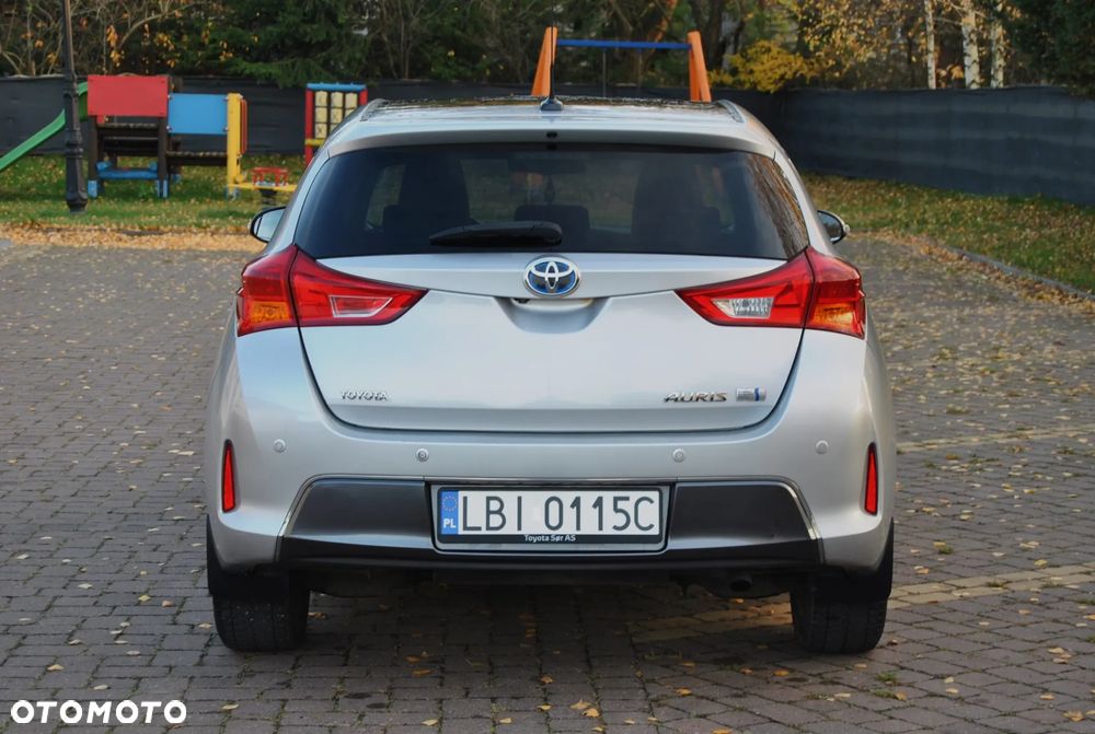 Toyota Auris 1.8 HSD Luna - 21