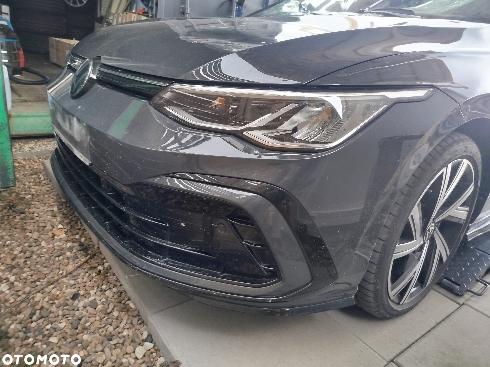 Volkswagen Golf VIII 2.0 TDI R-Line DSG - 1