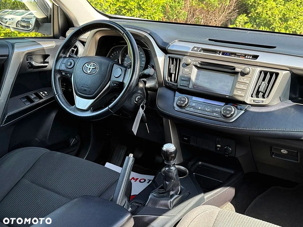Toyota RAV4 2.0 4x4 Executive - 16