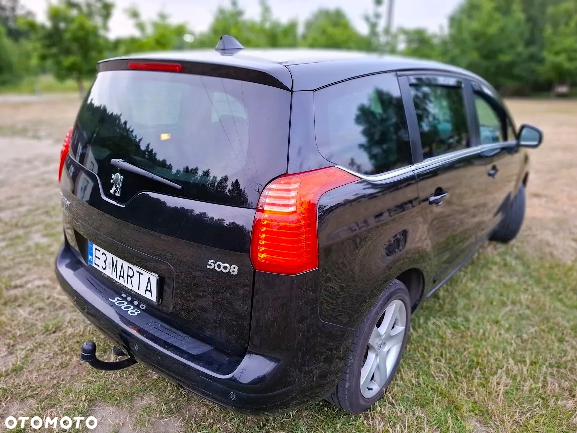 Peugeot 5008 2.0 HDi Family 7os - 6