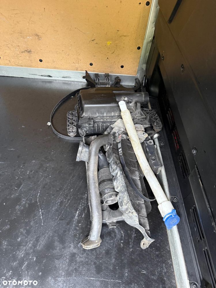 Ford Transit Custom - 12