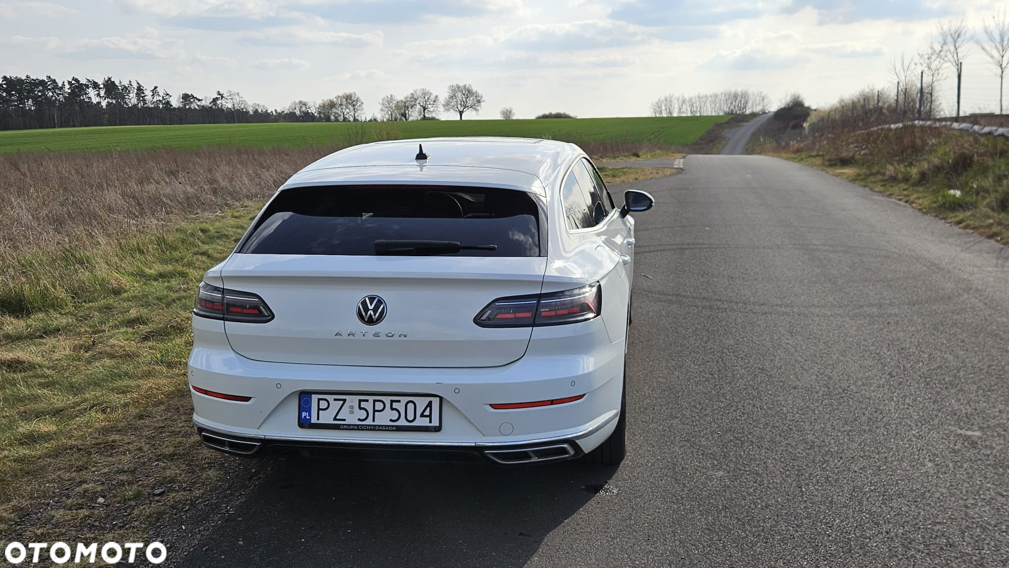 Volkswagen Arteon 2.0 TSI R-Line DSG - 26