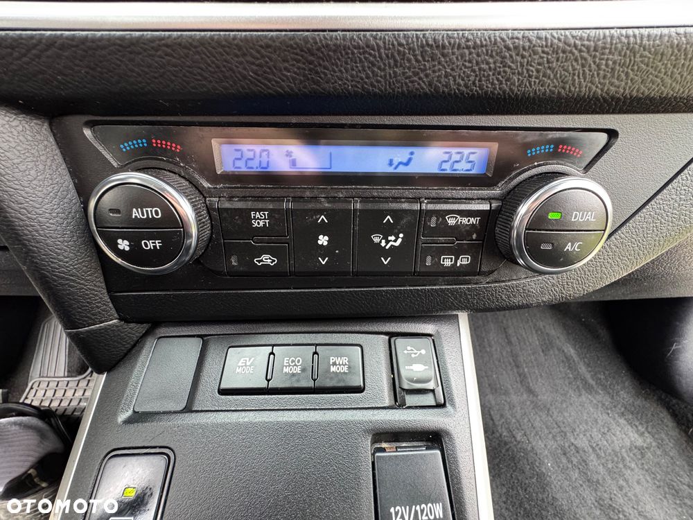 Toyota Auris 1.8 HSD Luna - 20