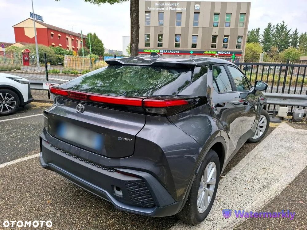 Toyota C-HR - 4