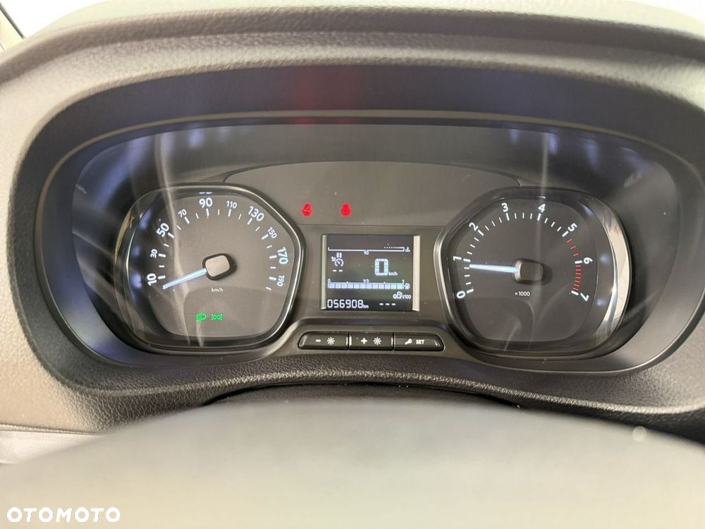 Toyota ProAce - 16